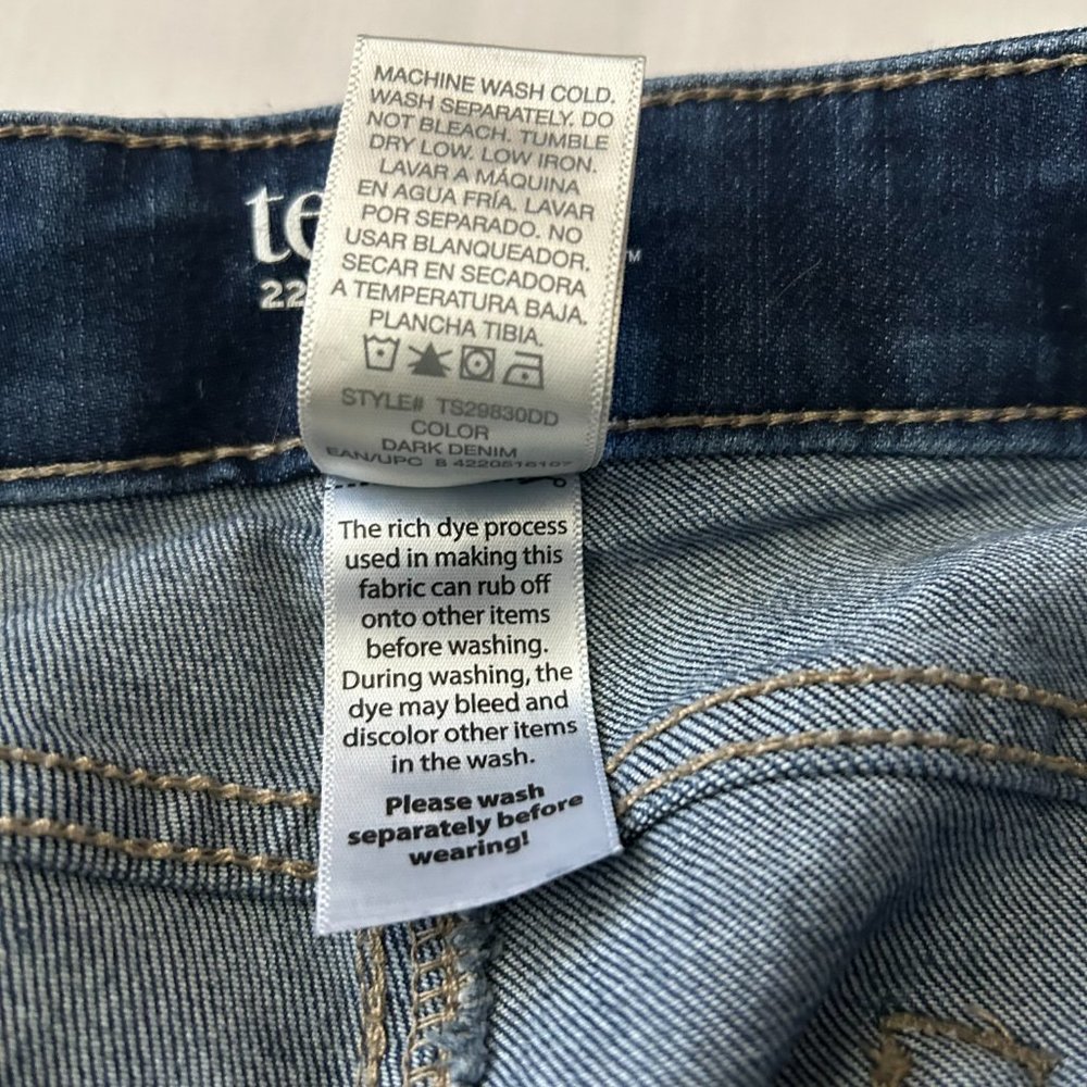 Terra & Sky Medium Wash Cuff Short Cotton/Poly/Rayon/Spandex Size 22W - Picture 4 of 10